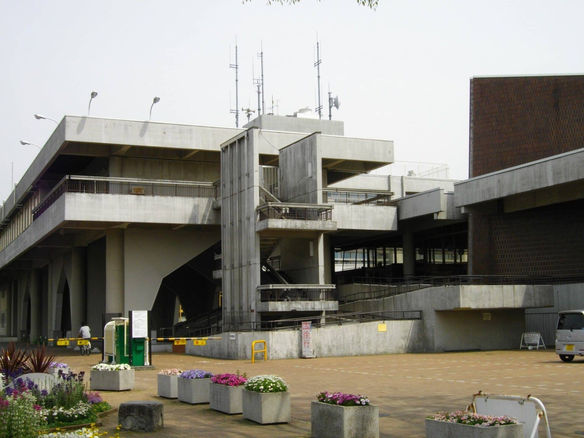 三鷹市