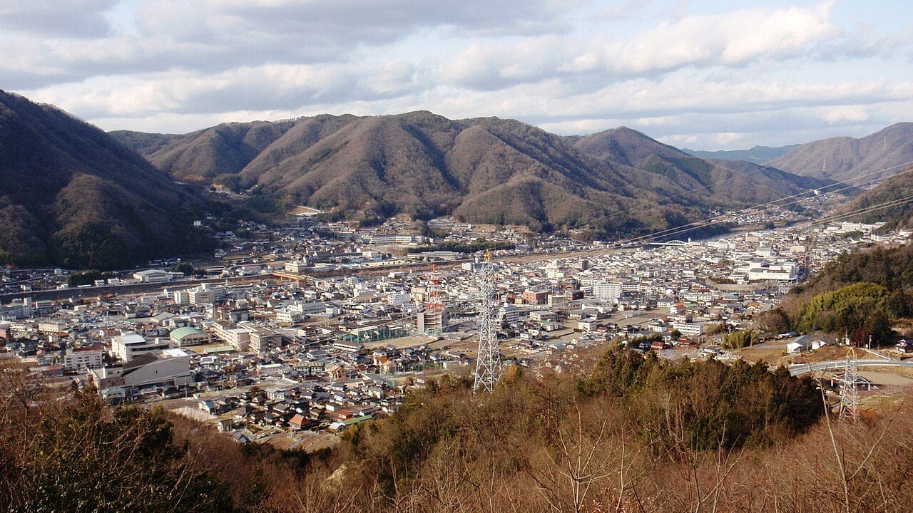 高梁市