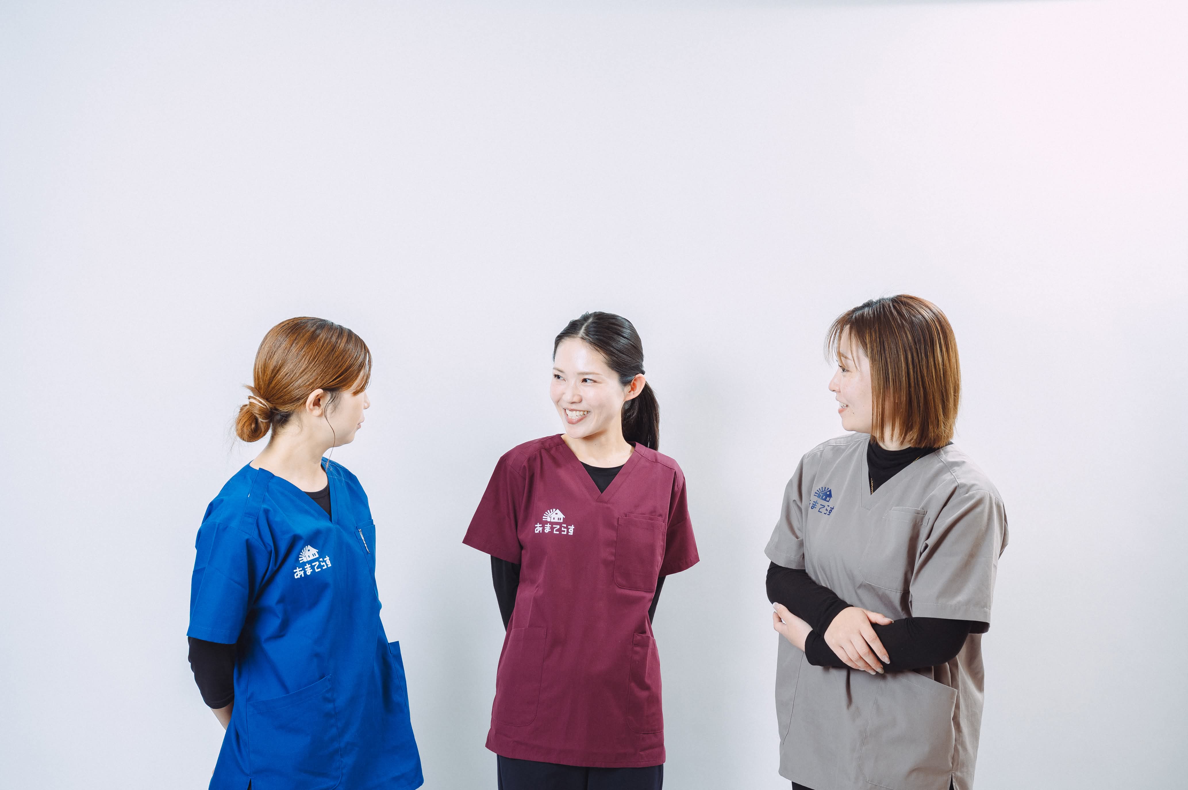 和やかな雰囲気のスタッフの皆様